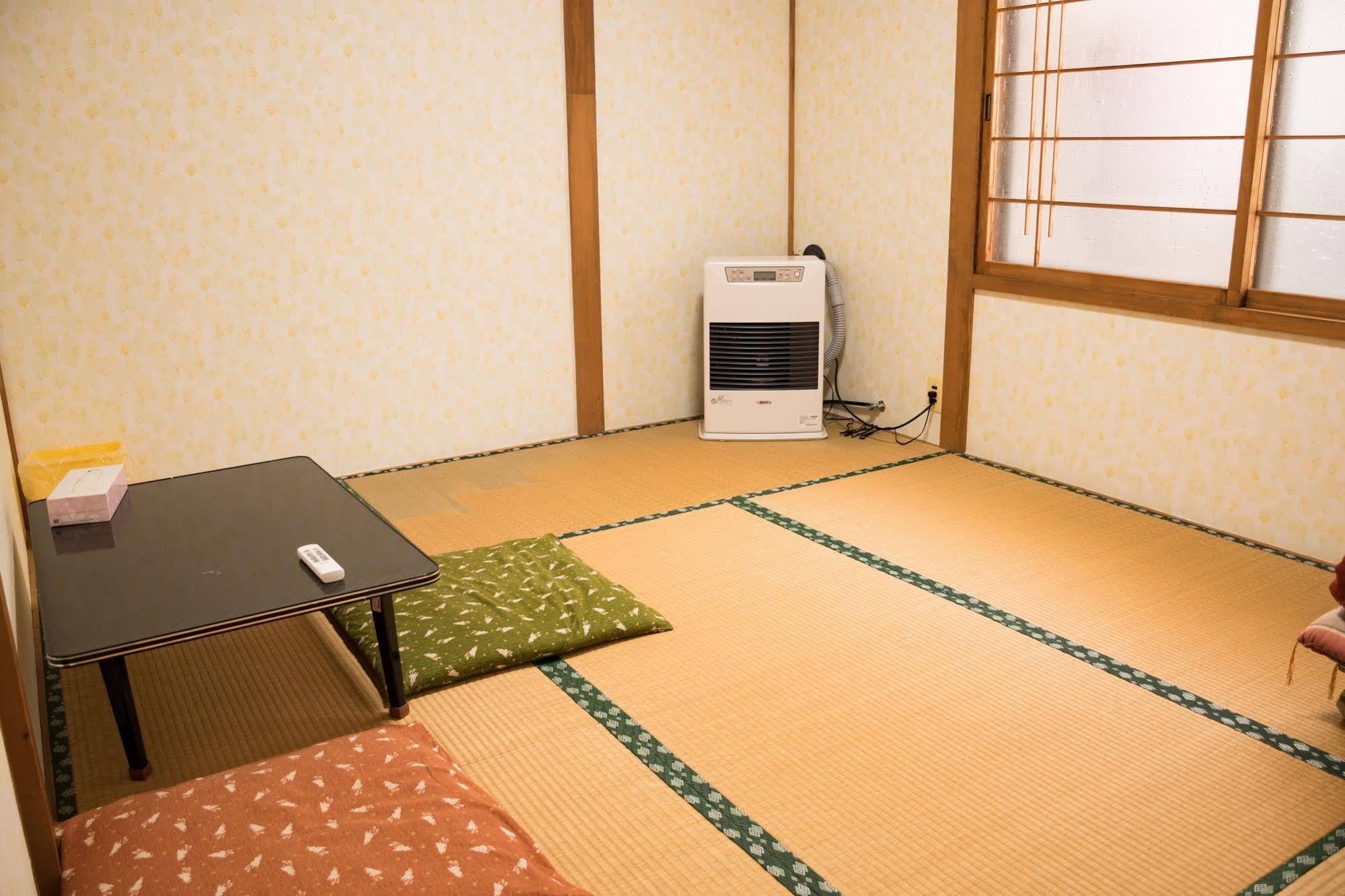 Otaru Guesthouse Harvest Bagian luar foto